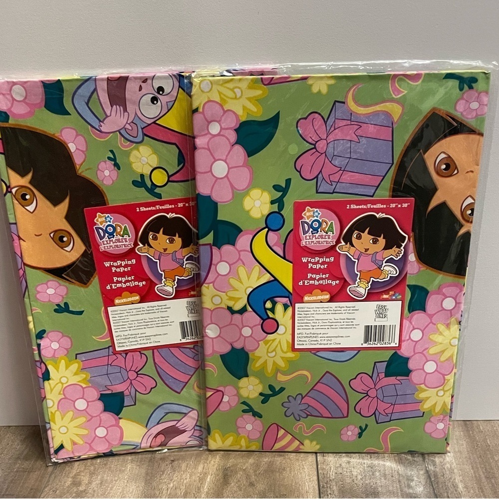 2007 Nickelodeon Dora The explorer Wrapping paper lot of 2, sealed